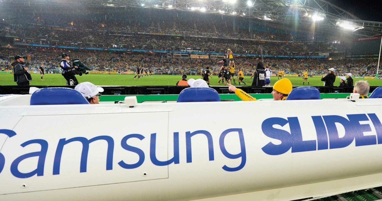 Fans experience a rugby game from the Samsung SlideLiner experiential marketing activation in Sydney.