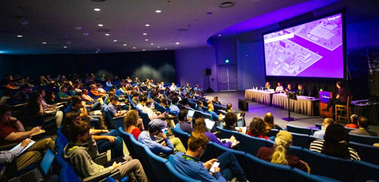 Crowd at Siggraph 2015.